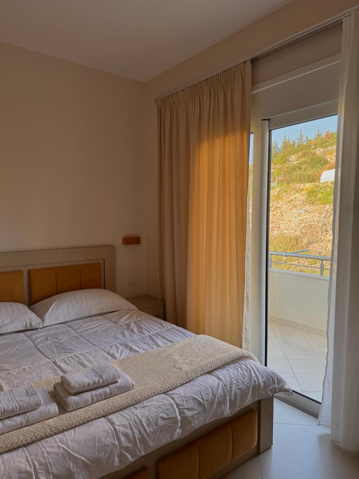 Vila Majola Sarande Exterior photo